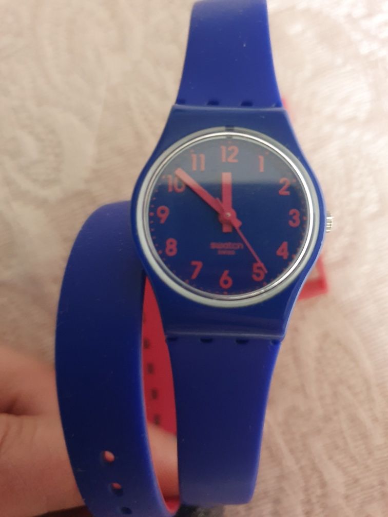 Продам Часы Swatch