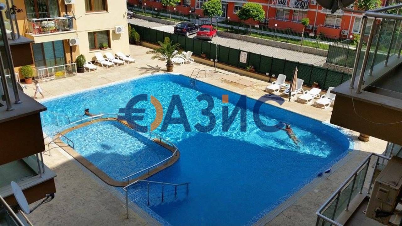 Продава се Двустаен апартамент в к.к. Слънчев бряг - 35 кв.м за 1200 €/кв.м - Снимка #8