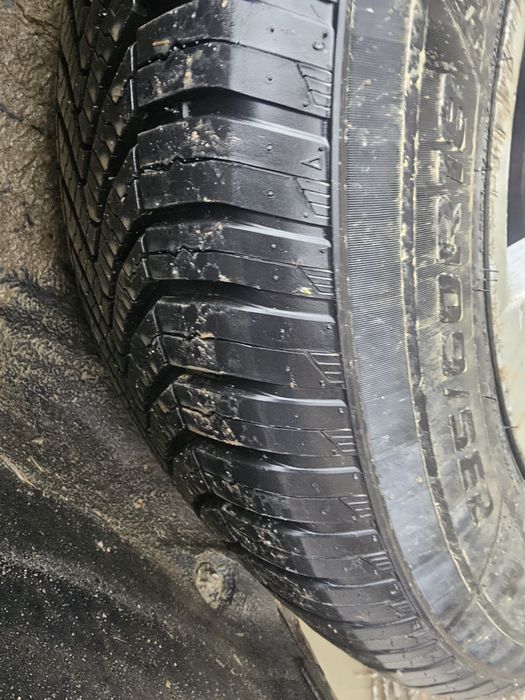 Set 4 roti cu anvelope m+s Hyundai santafe  235/60 R18