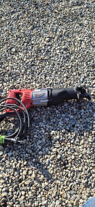 Fierastrau sabie Milwaukee SSD1100X