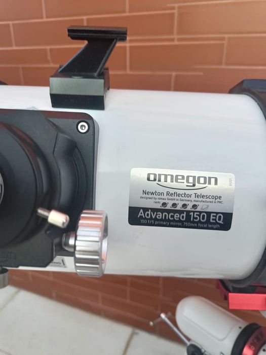 Telescop Omegon Advanced 150/750 pe montura EQ-320