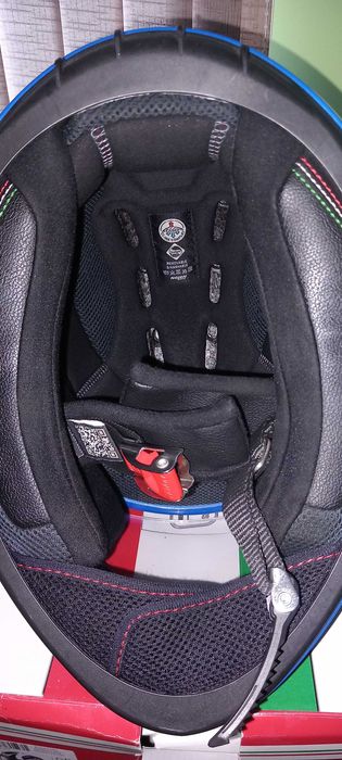 Продавам каската си