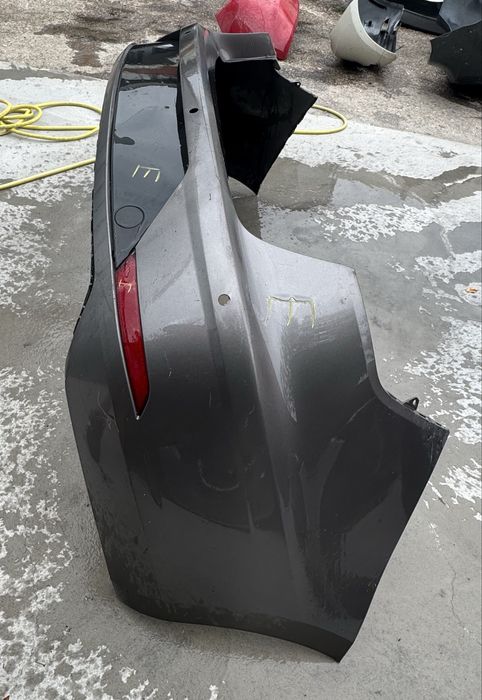 Seat Leon 3 kombi задна броня Сеат Леон 3 комби. 2 броя