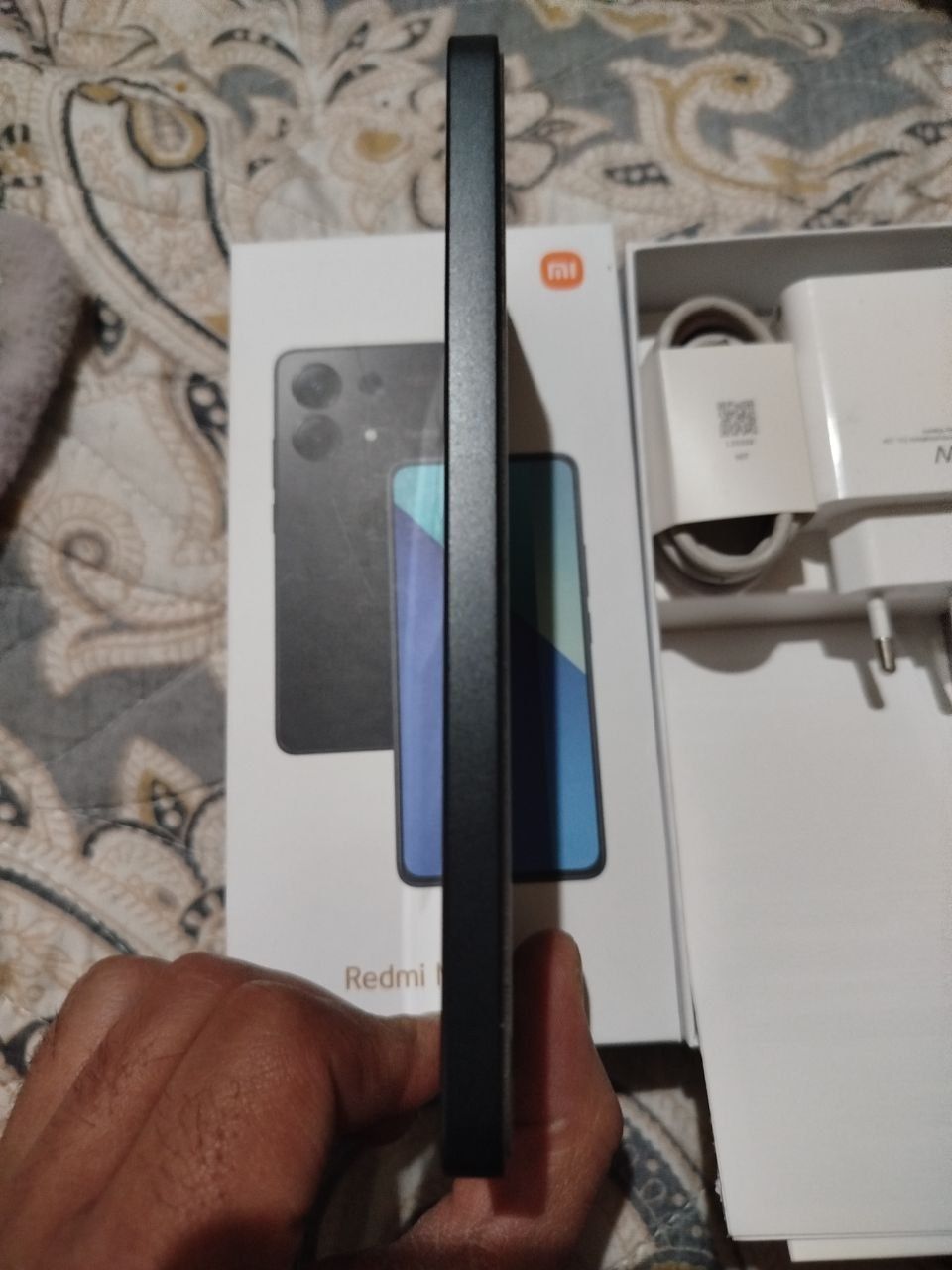 R Продаётся Redmi Note 13 Black 6GB RAM 128 GB ROM