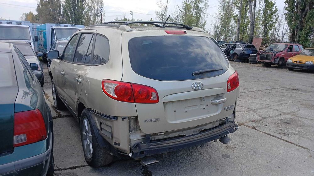 Dezmembrez Hyundai Santa FE 2.2 Diesel Din 2007 - D4EB