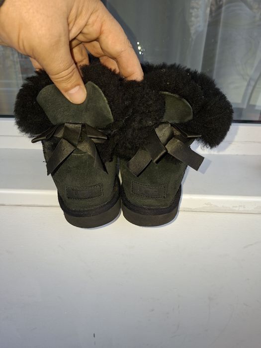 Vând cisme UGG originale nr 38