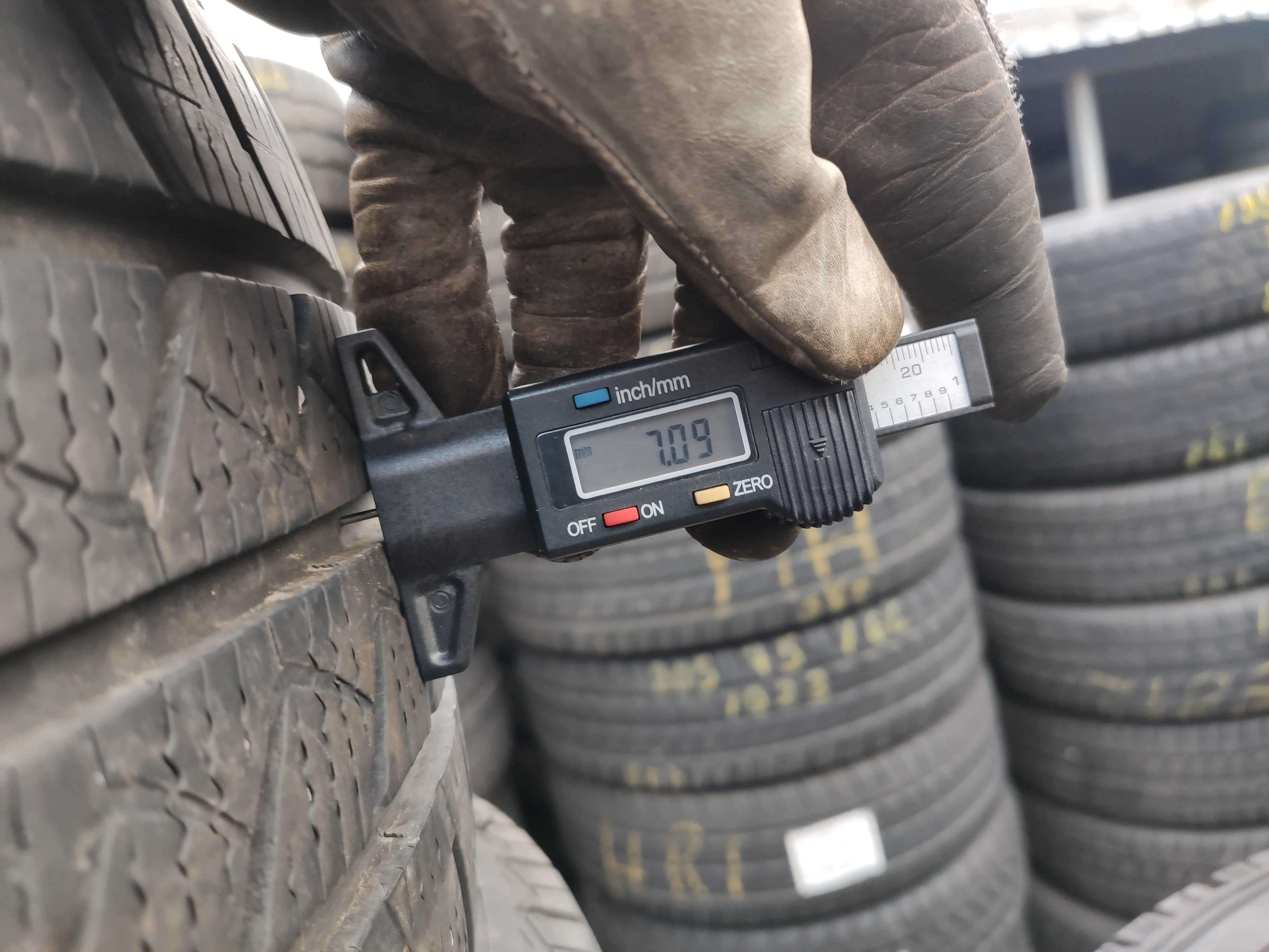 4бр Всесезонни Гуми за БУС 215 65 15 С - Goodyear - DOT 2021