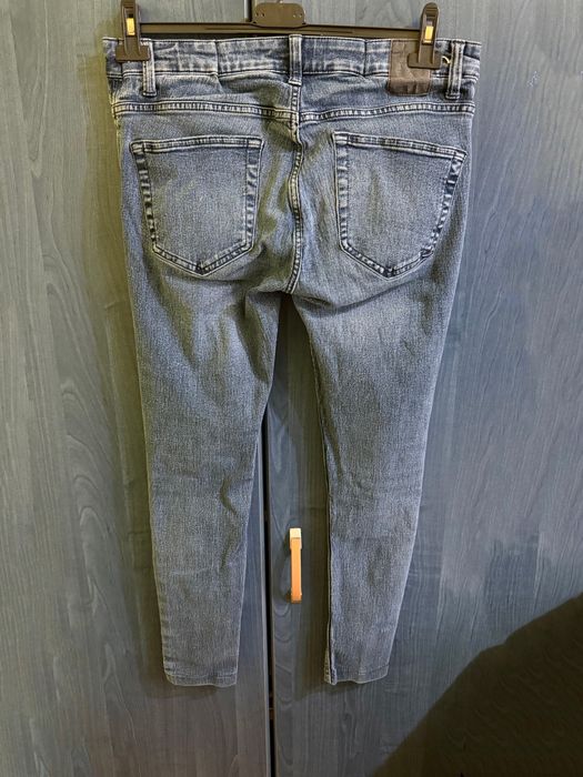 Blugi skinny bărbați