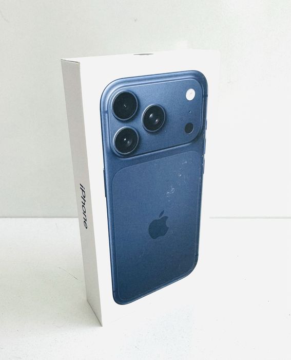 НАЛИЧЕН! iPhone 17 Pro 256GB Deep Blue ГАРАНЦИЯ!