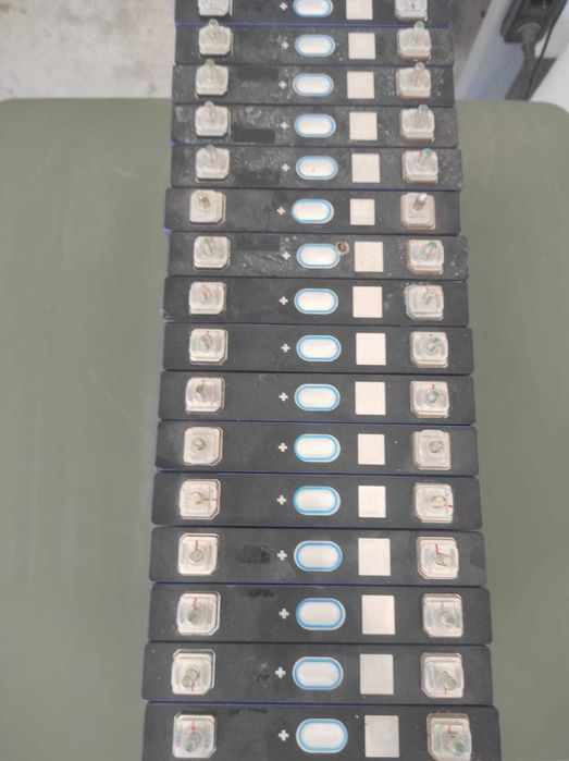 Celule LiFePo4 3.2v 100Ah (0.32 kwh/celula) Factura si garantie