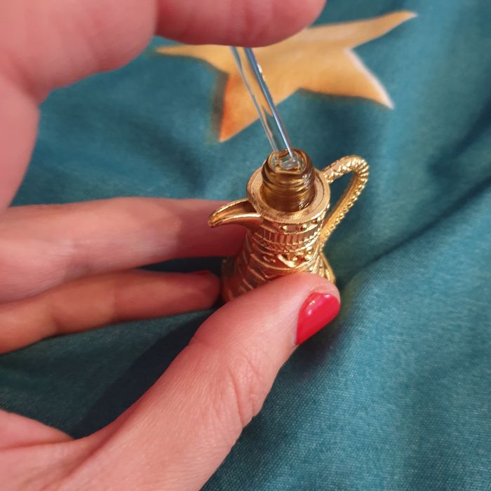 Esenta parfum arabesc original Dubai Esenta uleioasa  persistenta