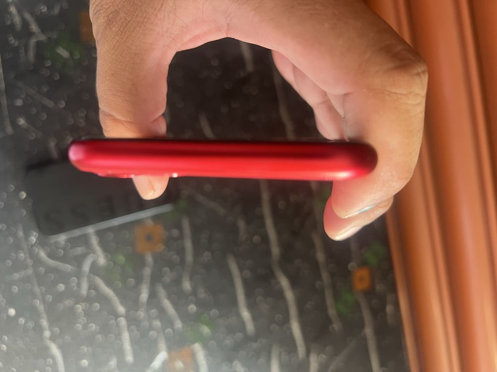 Iphone 11 в много добро състояние