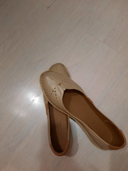 Дамски обувки и Дамски сандали естествена кожа