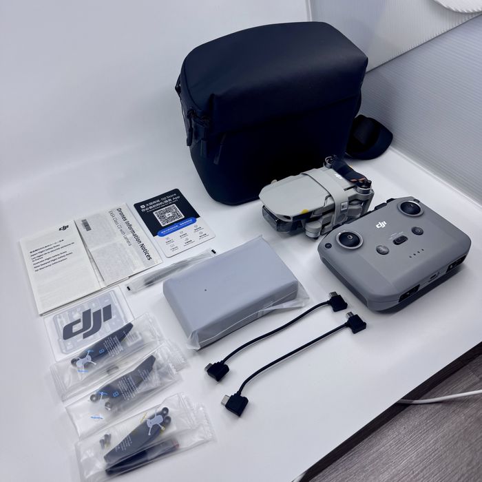 Drona DJI Mini 2 SE Fly More Combo | NOU | Geanta DJI + 3 Baterii |