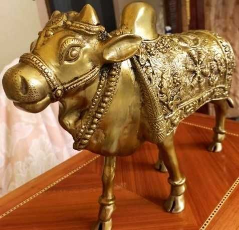 Superba statueta-sculptura bronz-Nandi-ornamente alama-Italia