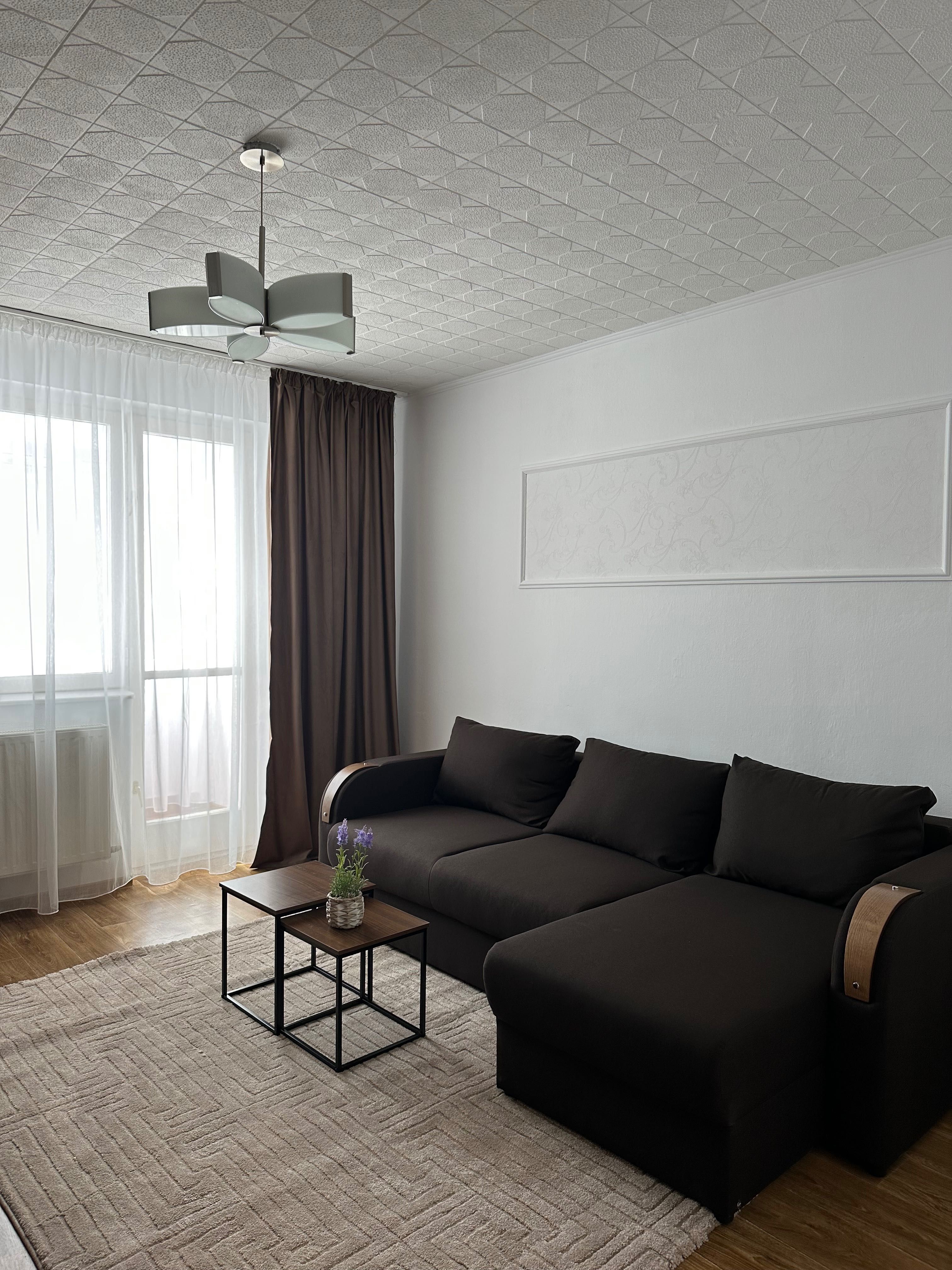 Apartament central de închiriat, recent renovat.