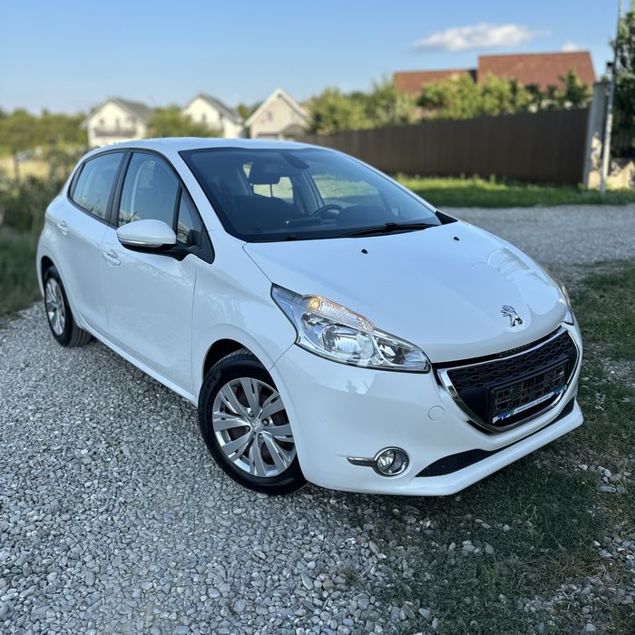 Peugeot 208 1.4 Benzina Euro 5 Navigatie/Senzori/Rate