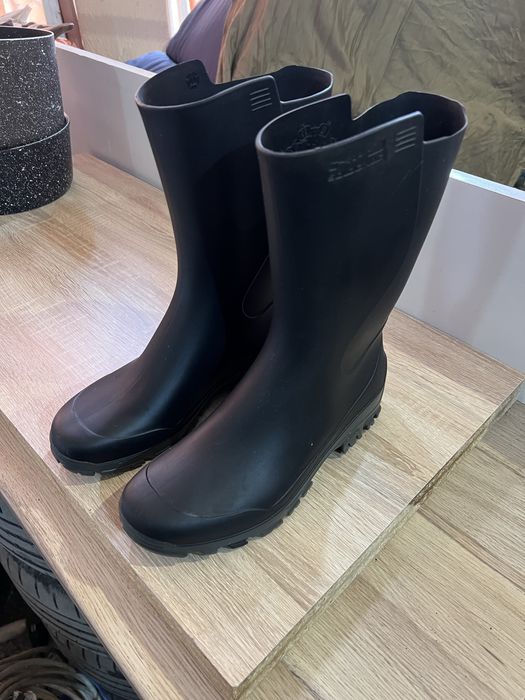 Ботуши дунлоп.нови