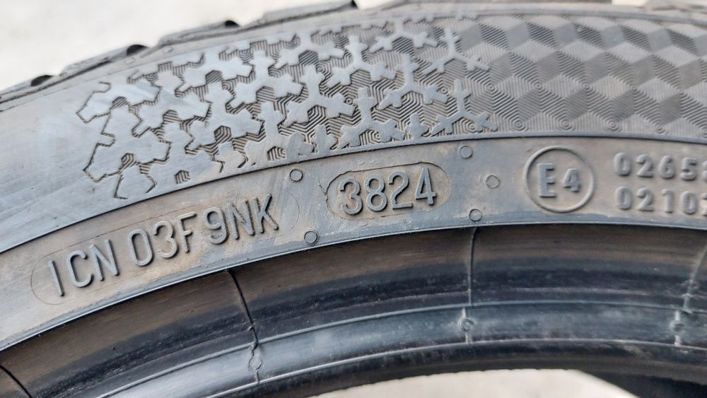 Зимни гуми 225/45/17 Continental WinterContact TS870 2 броя