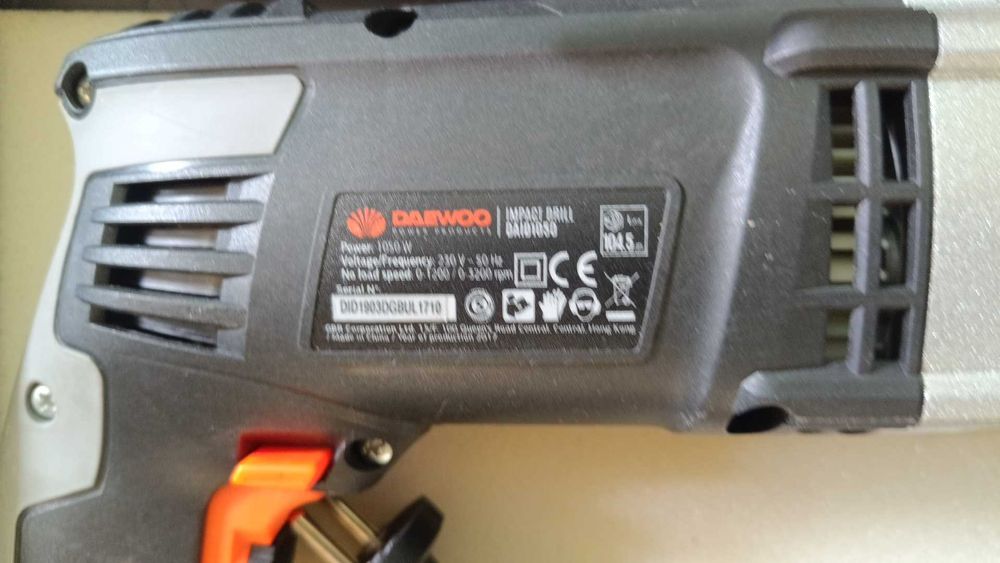 Ударна бормашина Daewoo DAID 1050 с 2 скорости, 1050 W