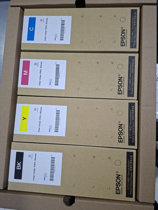 Epson 5890 ( Kartrij chiplari kerak boladi )