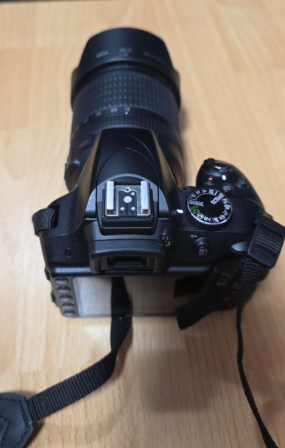 Фотоапарат Nikon D3300 + обектив Nikon 18-105mm