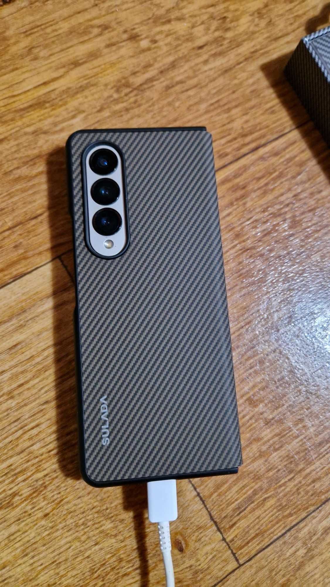 Husa Galaxy Fold4 magnetică mată din fibră de carbon,protectie balama