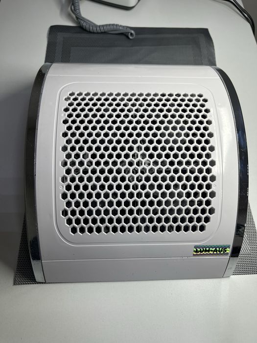 пылысос/вытяжка для маникюра