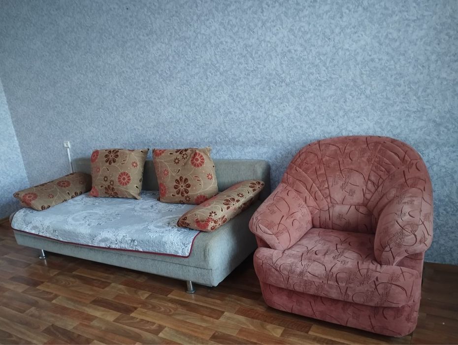продам тахту и кресло