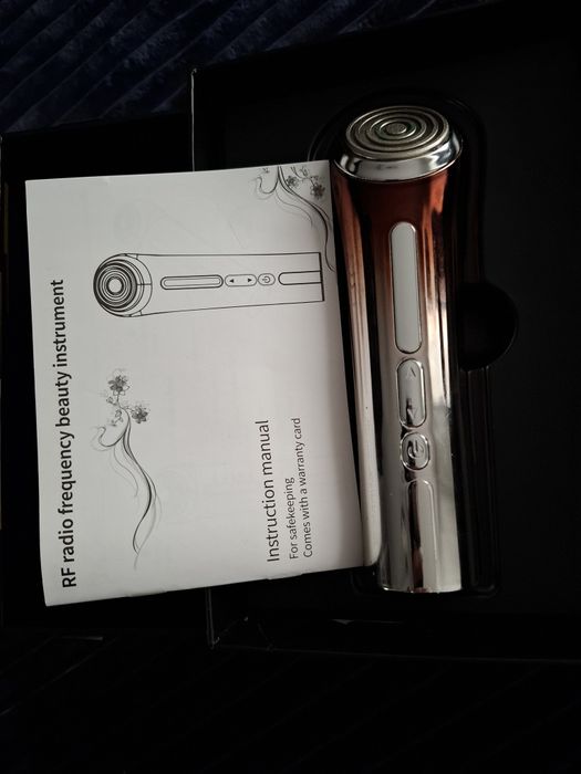 Aparat radio frecventa facial