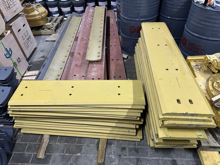 Ножи отвала на погрузчик даухстороние, грейдер, бульдозер.