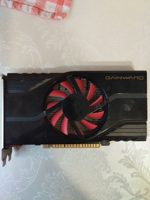 Продам Видеокарту GTS 450