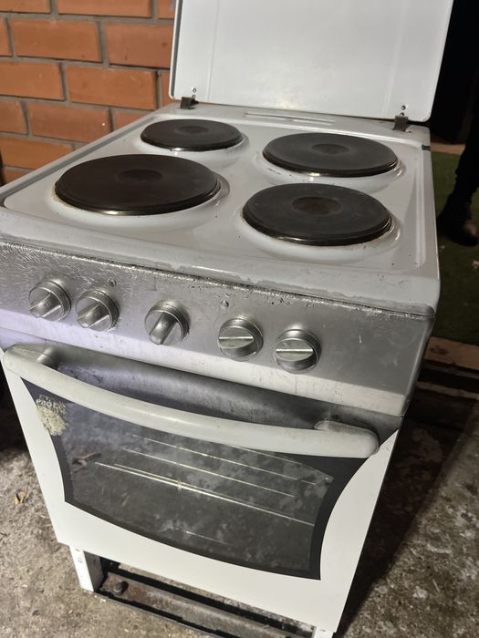 Электрическая плита