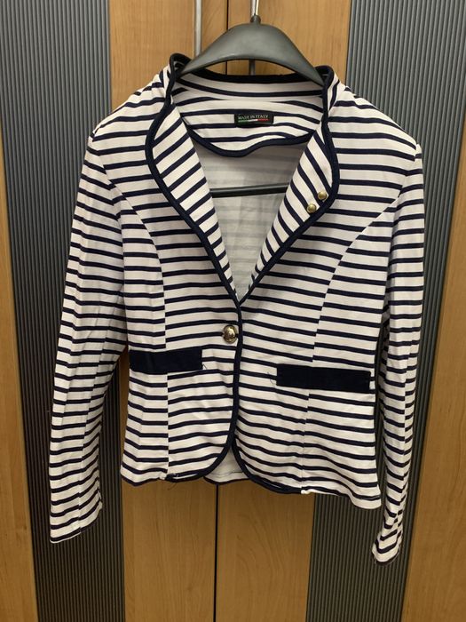 Sacouri mărimi S și M