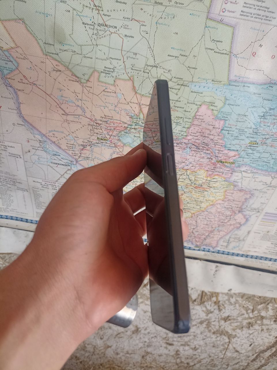 Realme c33 sensiri singan
