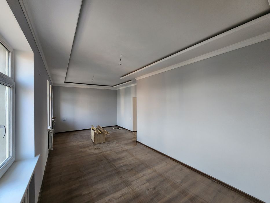 2 этаж и подвал уй сотилади