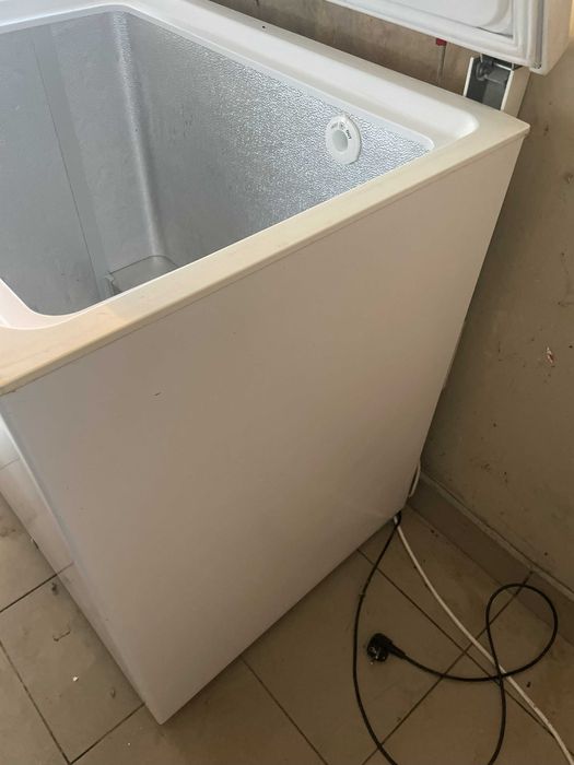 Lada frigorifica Whirlpool WH2010 A+E FO 6th sense