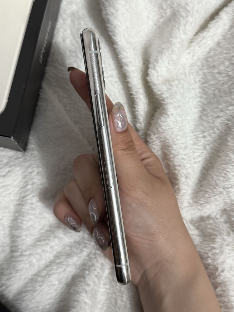 Iphone 11 pro, в идеальном состоянии, б/у