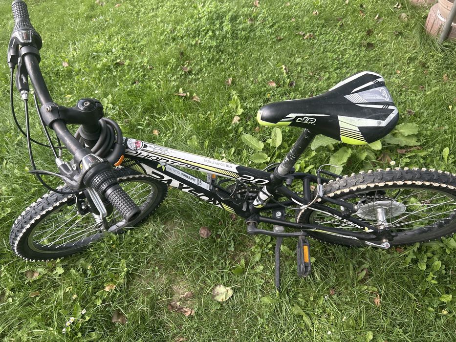 Bicicletă. mountain bike de competitie