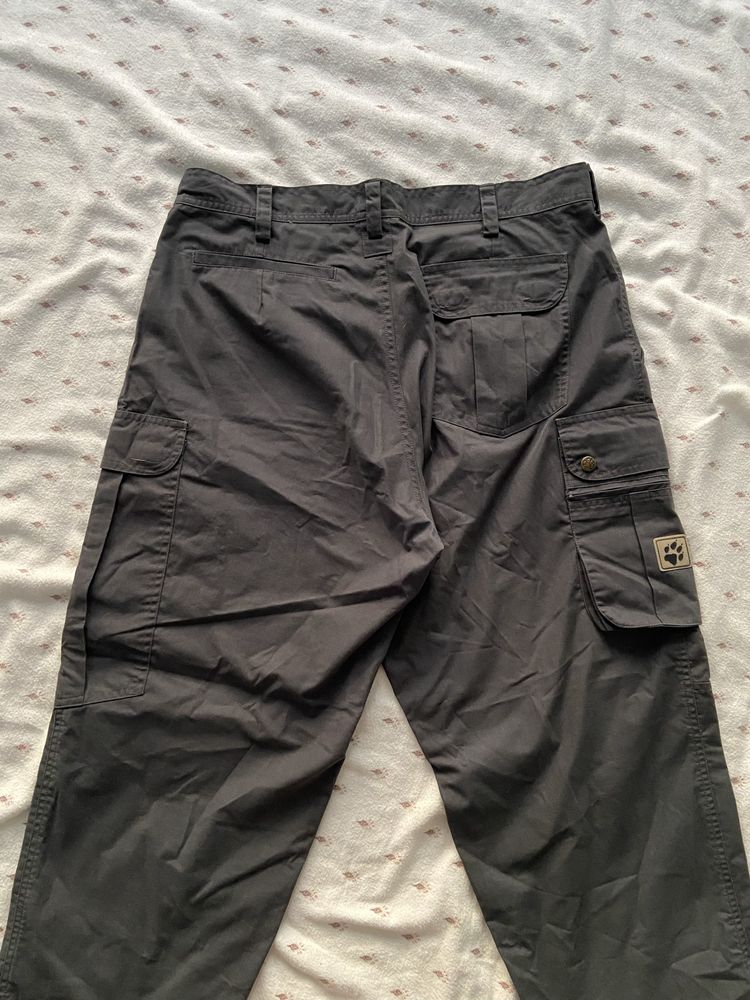Панталони и дънки Dickies, Levi’s, Jordan, Obey