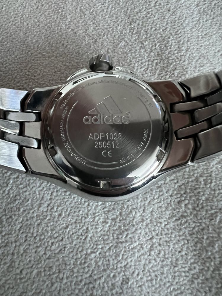 Оригинален много запазен часовник Адидас ADP1028 с нови резервни части