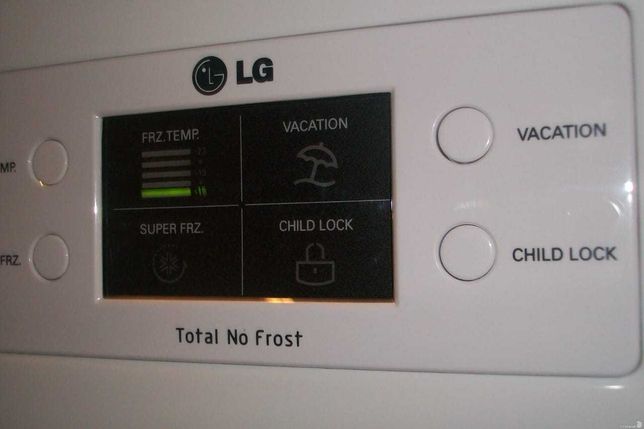 Двухкамерный холодильник LG новый не использованный