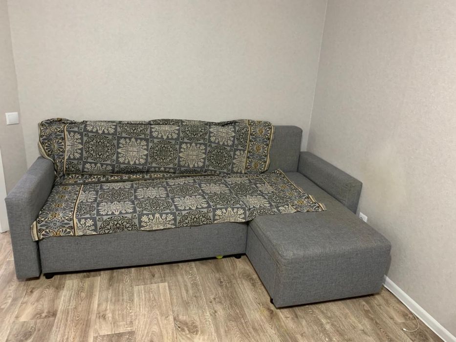 Продам угловой диван