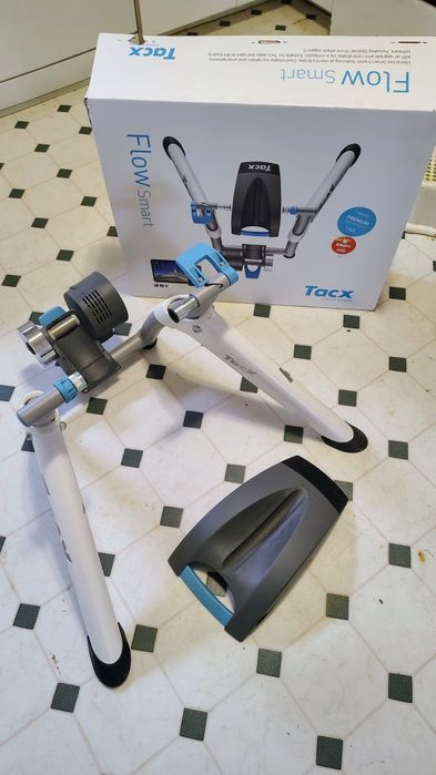 Tacx Flow Smart încă în garantie
