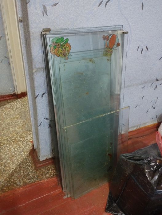 Стекло разного размера