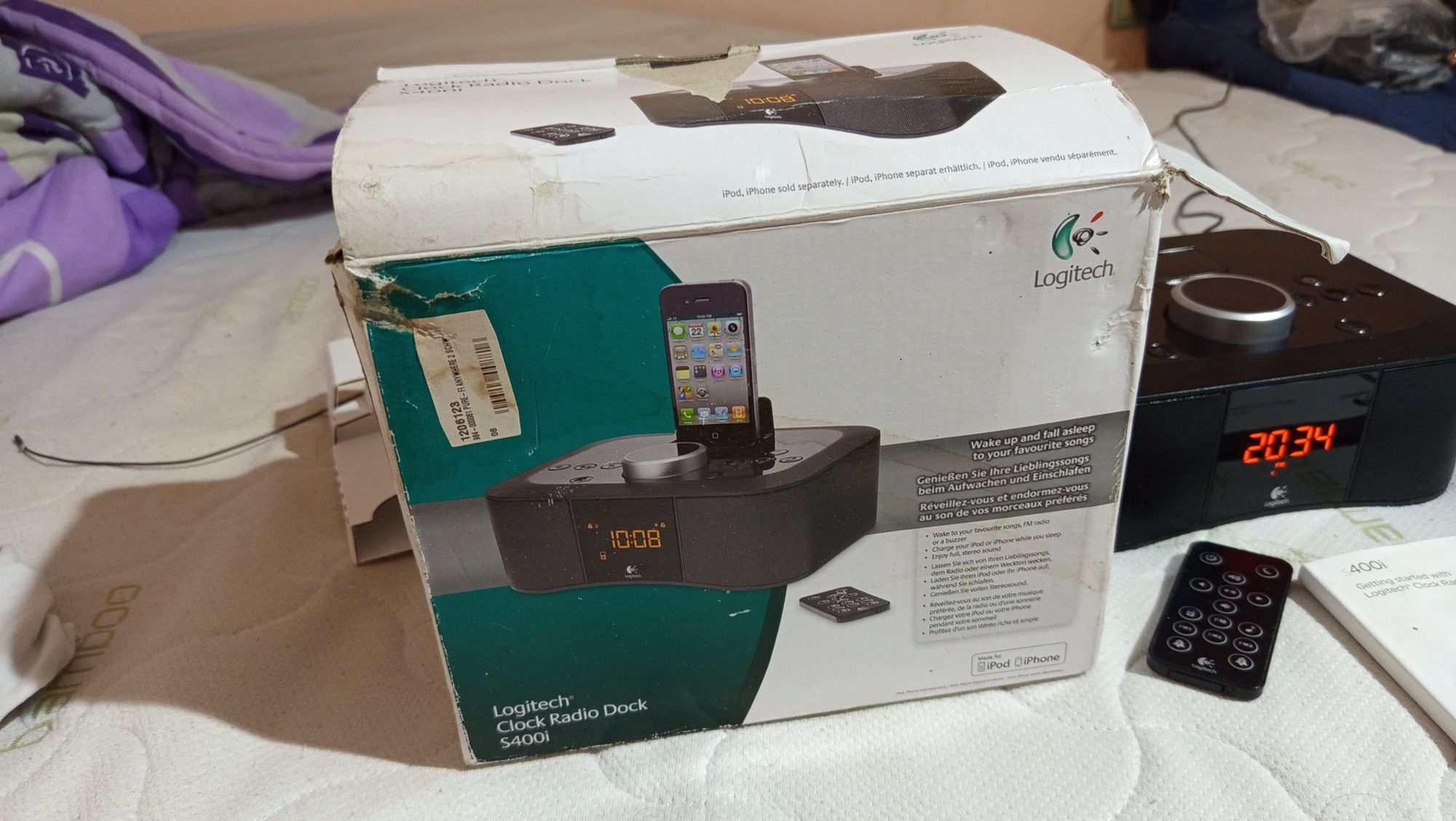 Док станция/радио часовник Logitech