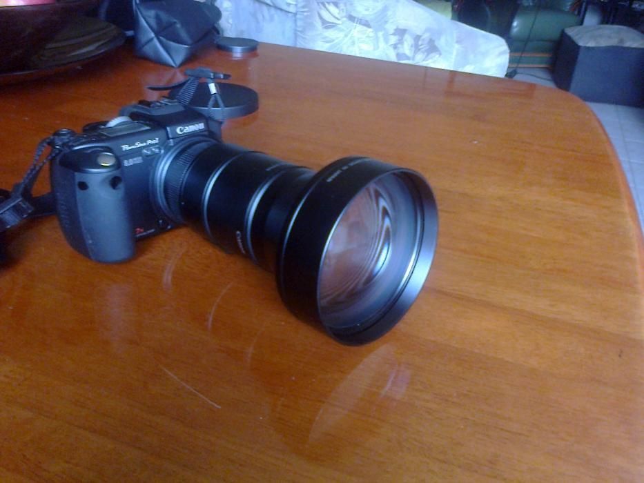 Фотоапарат CANON