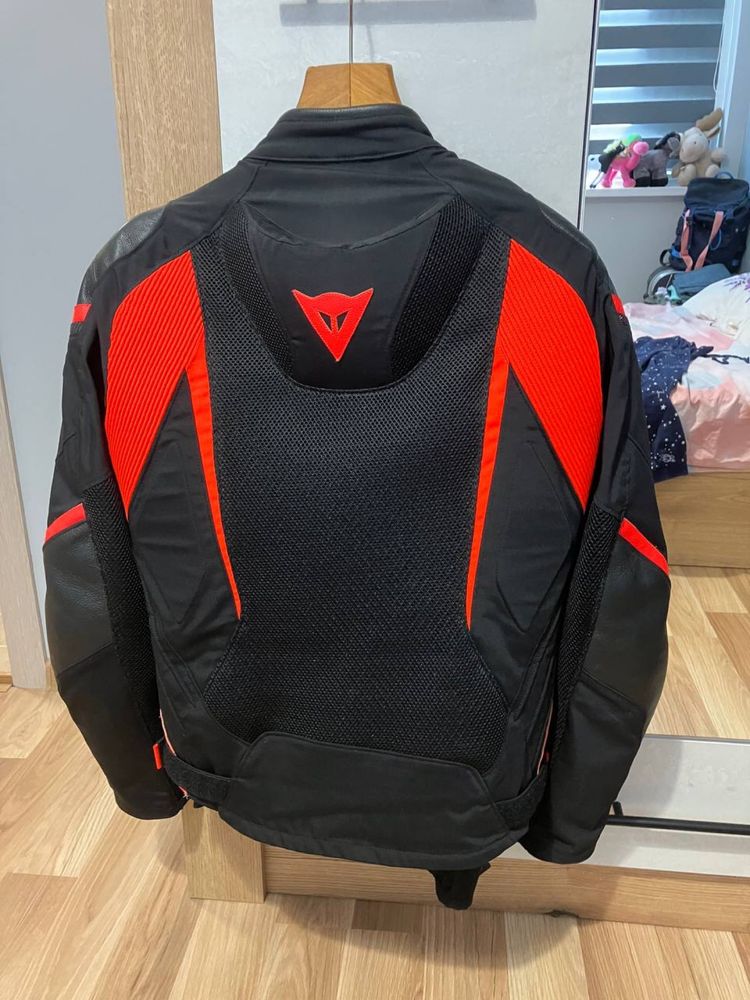 Яке Dainese s/m размер