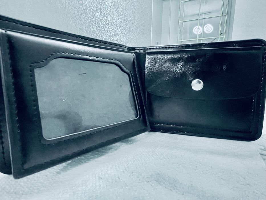 Кроколдил терісінен жасалған әмиян