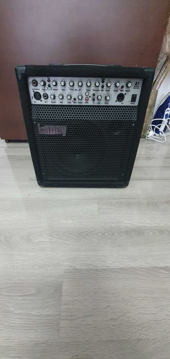 Monitor scenă activ Laney 75w rms